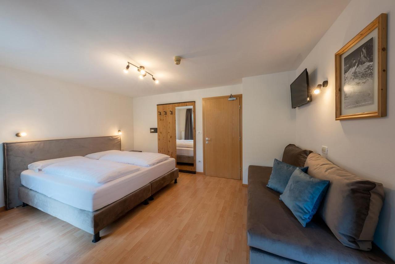 Hotel Monte44 Selva di Val Gardena Ngoại thất bức ảnh