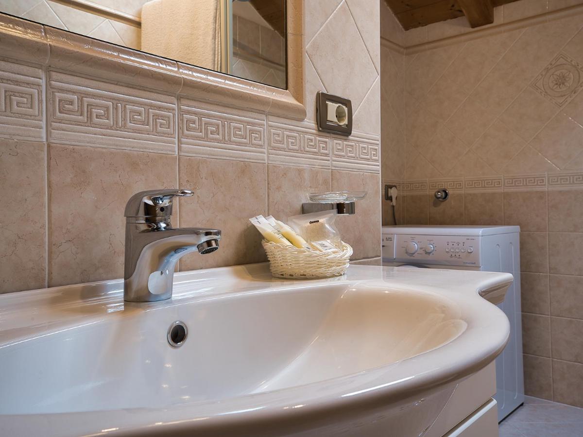 Hotel Monte44 Selva di Val Gardena Ngoại thất bức ảnh