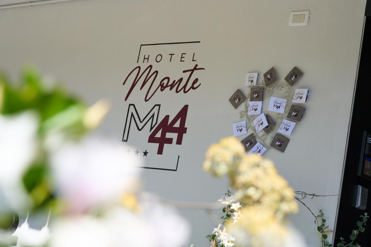 Hotel Monte44 Selva di Val Gardena Ngoại thất bức ảnh